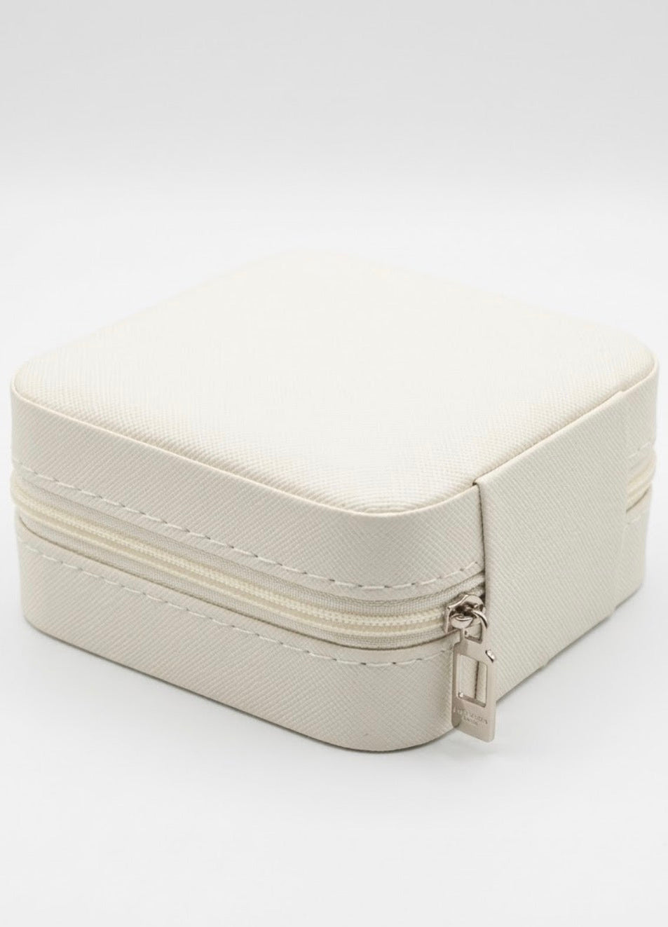 The Nook | Compact Jewelry Case