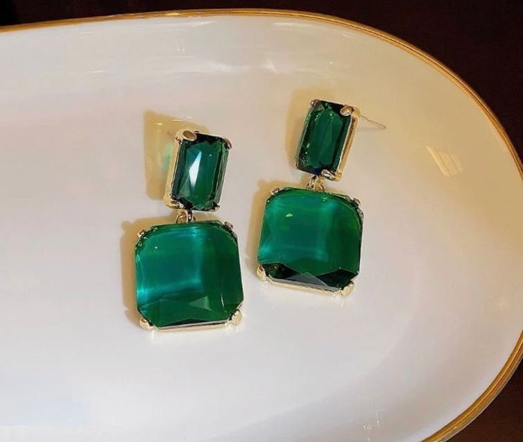 Emerald Dangle